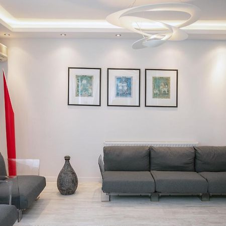 Mayra Seafront Luxury Apartment Lemesós Eksteriør bilde