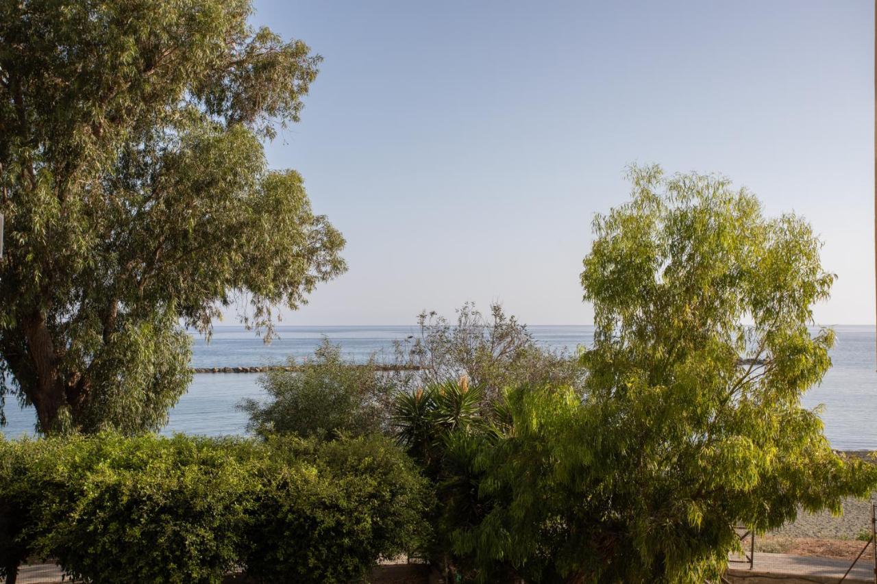 Mayra Seafront Luxury Apartment Lemesós Eksteriør bilde